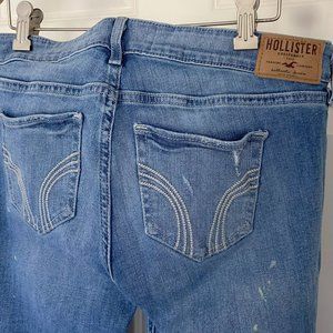 Hollister Mid-Rise Boot-Cut Jeans (Size 9R)